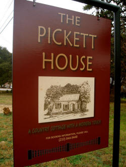 The Pickett House Bed and Breakfast guesthouse in Johnson City, TX.
